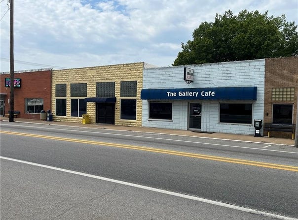 159 & 167  N Main  ST, Decatur, AR 72722