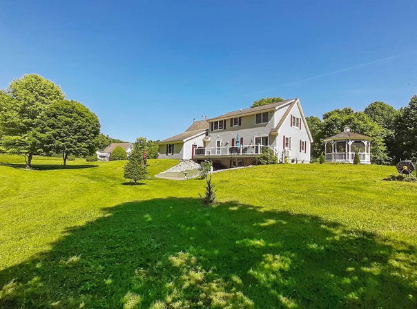 3078 VT Route 10, Chester, VT 05143