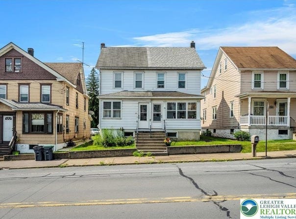 44 Berwick Street, PA 18216