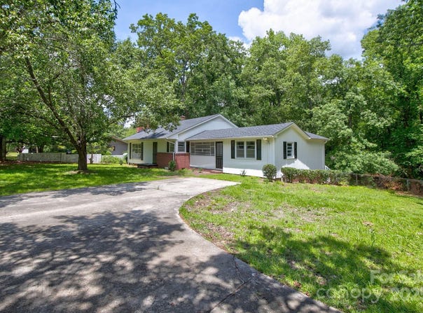 206 Legion Circle, Pageland, SC 29728