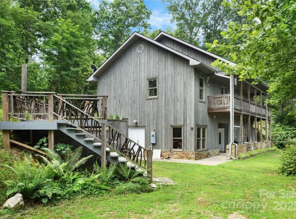 219 Sandalwood Drive, Whittier, NC 28789