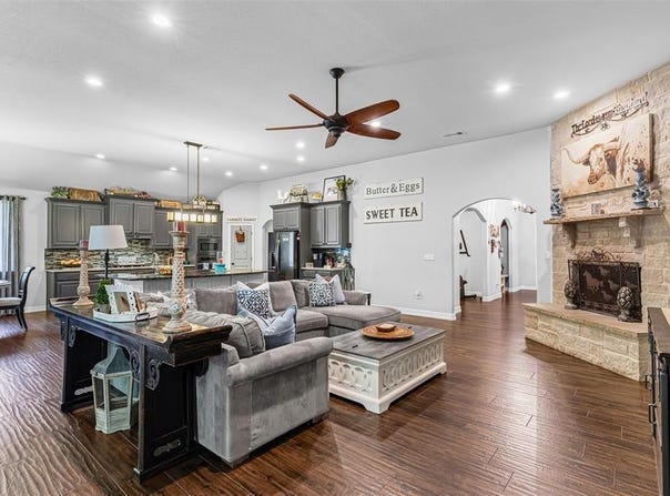 6270 High Mesa Drive, Justin, TX 76247