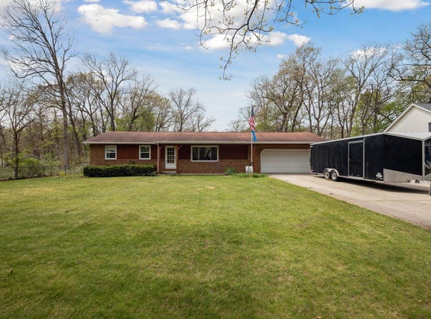 68850 3rd Street, Edwardsburg, MI 49112