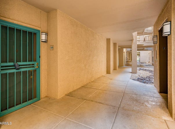 14950 W MOUNTAIN VIEW Boulevard, Surprise, AZ 85374