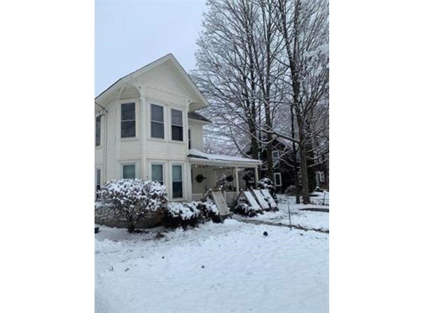 350 Main Street, Castleton, VT 05735