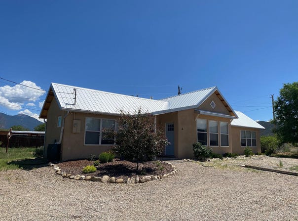 306 Cruz Alta, Taos, NM 87571