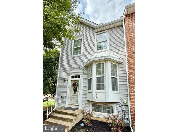 100 BALMORAL WAY, NEWARK, DE 19702