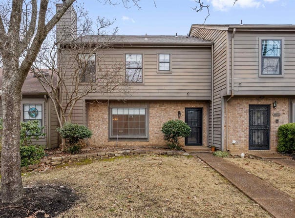 1654 SHADOW MOSS Ln, Germantown, TN 38138