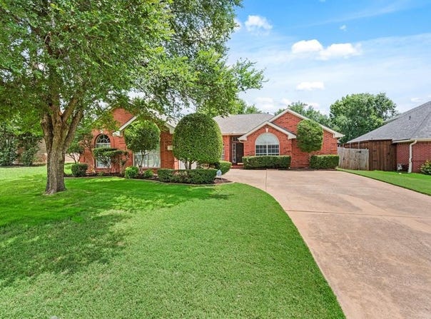36 Cimarron Drive, Trophy Club, TX 76262