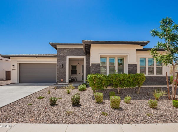 35698 N GEMSTONE Way, San Tan Valley, AZ 85144