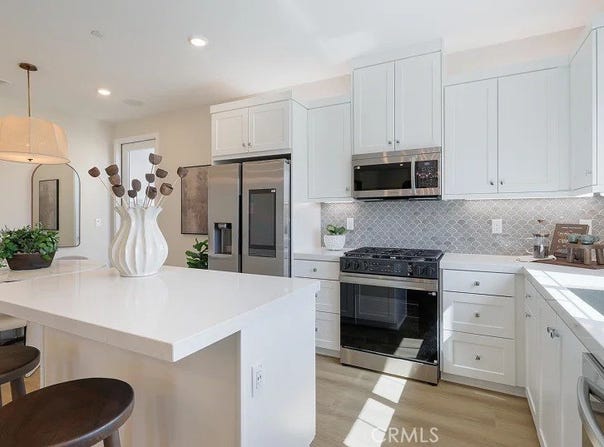 2177 Aneto Way, Santa Paula, CA 93060