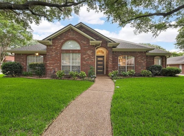 809 Meadow Mountain Drive, Waco, TX 76712