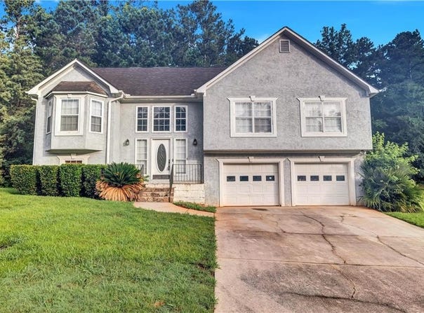 11739 Sawgrass Court, Fayetteville, GA 30215