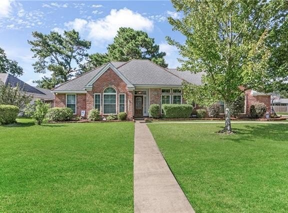 1231 FAIRFIELD Drive, Mandeville, LA 70448