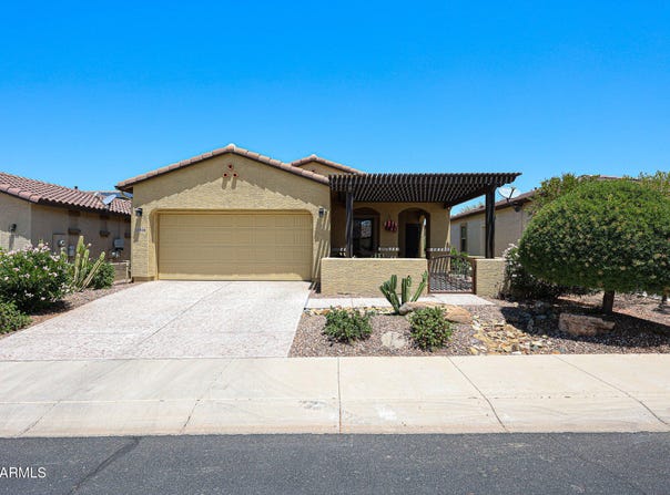 17516 W GLENHAVEN Drive, Goodyear, AZ 85338