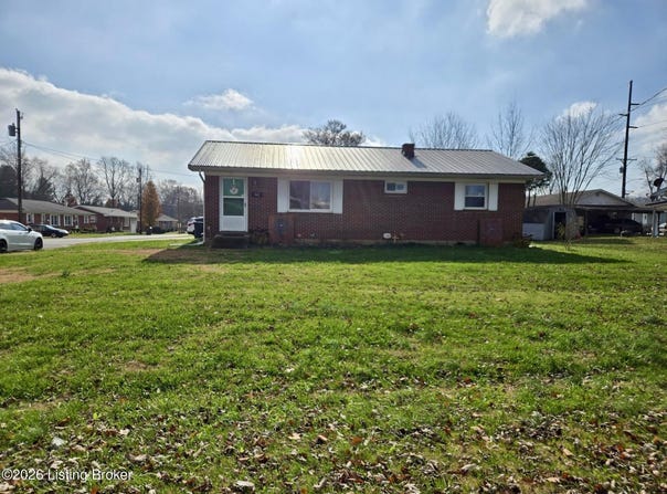 908 Winslow St, Carrollton, KY 41008