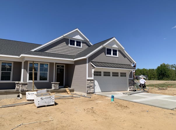 7603 Brook Villa S, Allendale, MI 49401