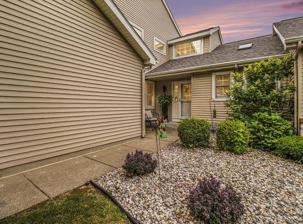 3542 Kirkaldy Circle, Portage, MI 49024