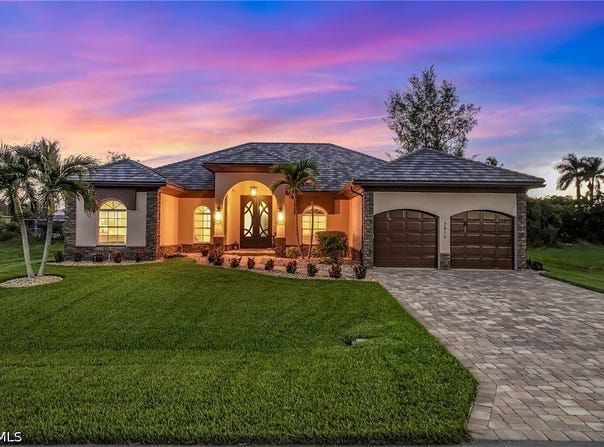 3810 SW 19th Place, Cape Coral, FL 33914
