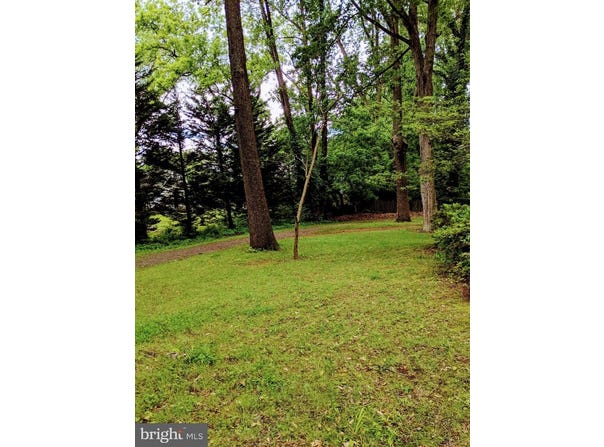 1616 6TH LOT D PL, MCLEAN, VA 22101
