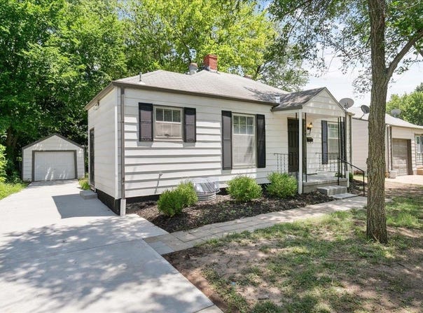 1128 N Dellrose, Wichita, KS 67208