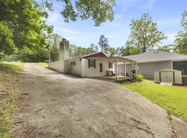 213 Portman Drive, Townville, SC 29389