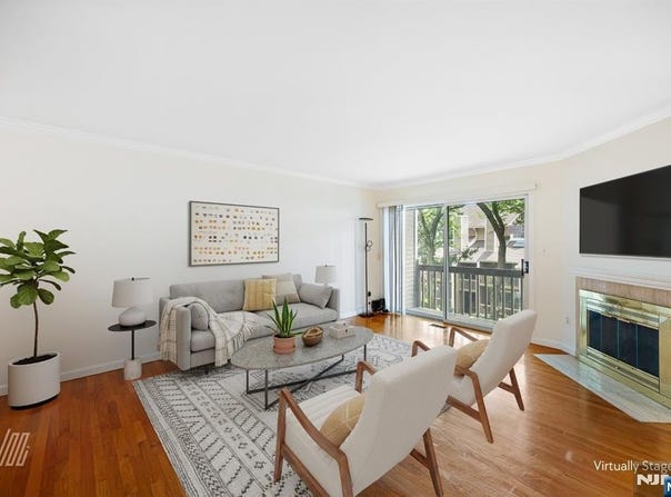 519 Windsor Drive, Palisades Park, NJ 07650