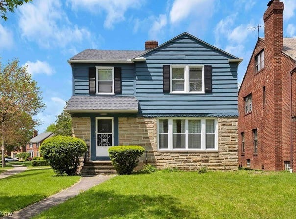2374 Traymore Road, University Heights, OH 44118