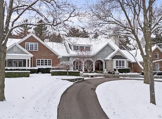 3460 Bloomcrest Drive, Bloomfield Hills, MI 48304