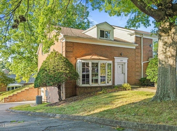 1809 Manor Court, Kingsport, TN 37660