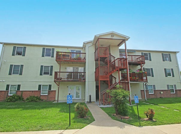 1282 OX RD, WOODSTOCK, VA 22664