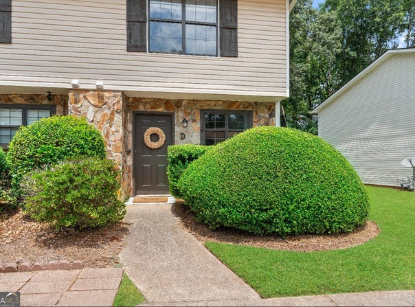 2498 Hidden Cove, Gainesville, GA 30501