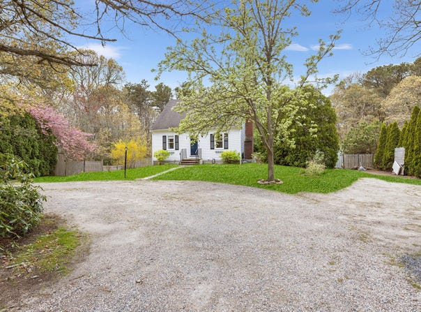 239 Upper County Road, South Dennis, MA 02660