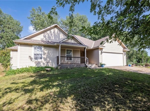 11647 Woodrail Avenue, Richmond, MO 64085