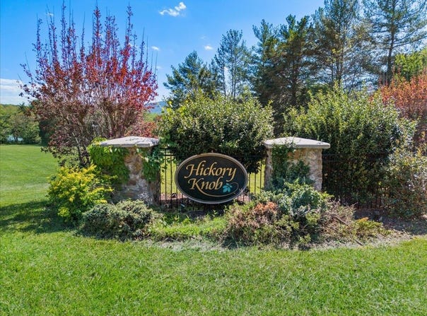 3602 KNOB FOREST Circle, Elliston, VA 24087
