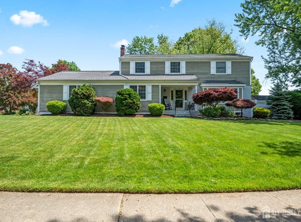 4 Mayfair Court, East Brunswick, NJ 08816