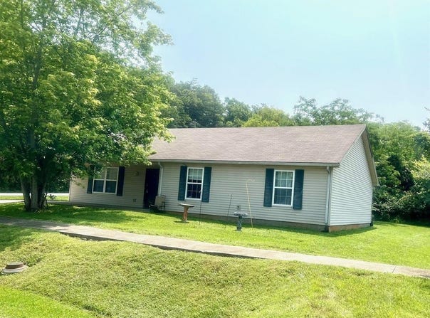 814 Conroe Drive, Radcliff, KY 40160
