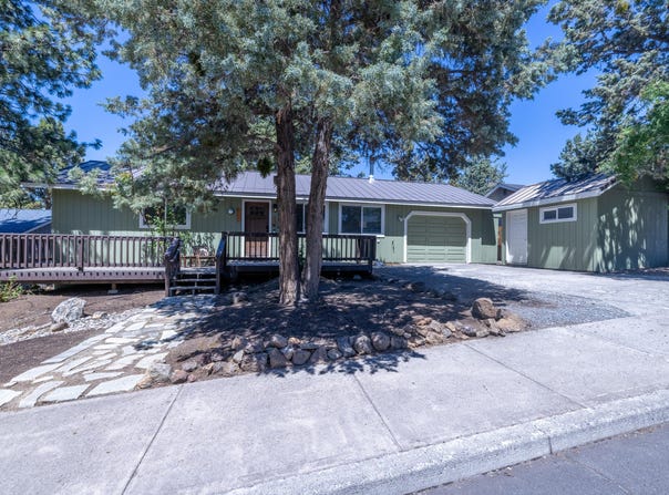 214 SW Maricopa Drive, Bend, OR 97702