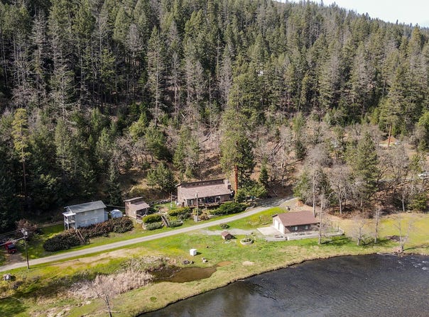 2393 Poker Bar Road, Douglas City, CA 96024