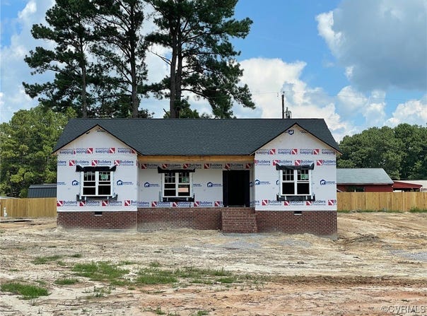 5106 Front Drive, North Dinwiddie, VA 23803