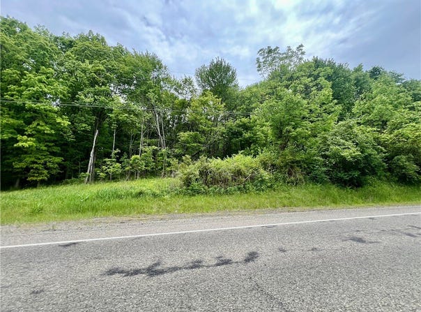 953 Perry Hwy, Muddy Creek Twp, PA 16037
