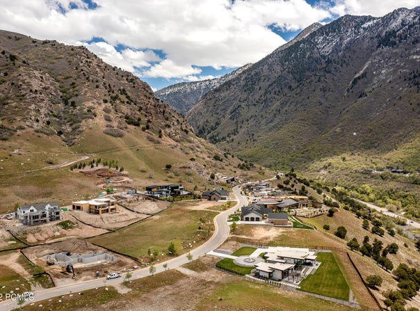 7047 S City View Drive, Salt Lake City, UT 84121