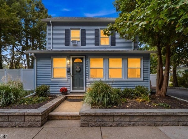 124 Jefferson St, Wanaque Boro, NJ 07420