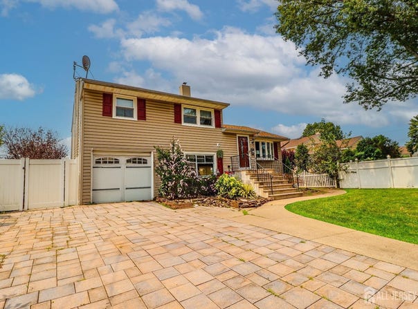 251 Amherst Avenue, Colonia, NJ 07067