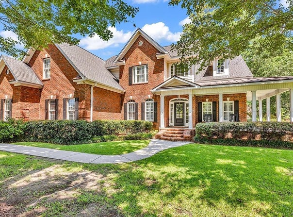 204 Chamberlin Rd., Myrtle Beach, SC 29588