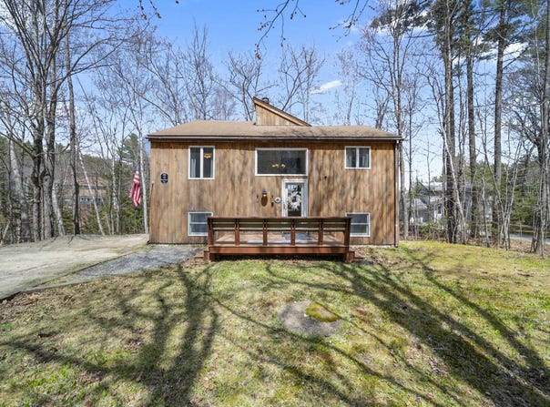 15 Goose Hollow Road, Campton, NH 03223