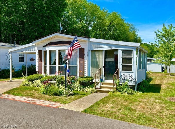 105 Wilpark Drive, Akron, OH 44312
