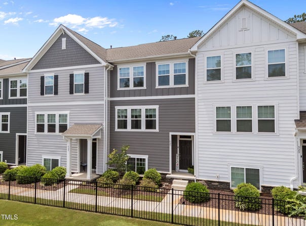 527 Traditions Grande Boulevard, Wake Forest, NC 27587