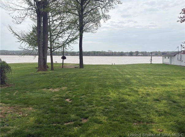 5820 Upper River Road, Jeffersonville, IN 47130