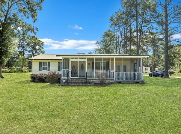 328 Nexsen Road, Kingstree, SC 29556